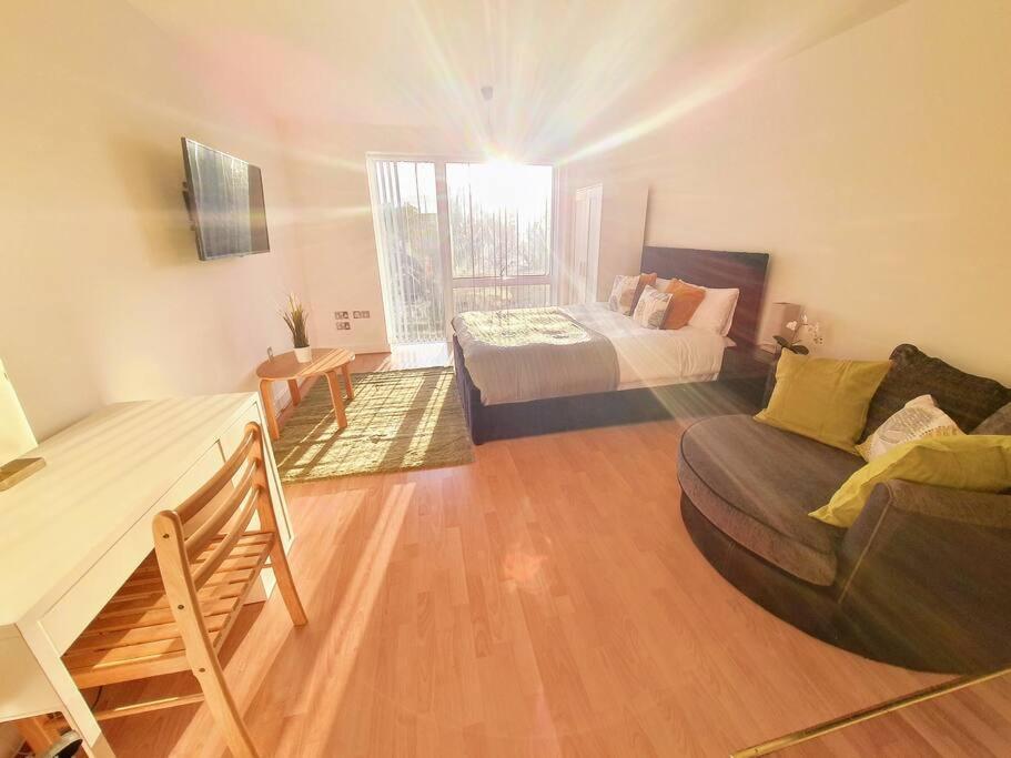 Contemporary Modern Studio Apartment - City Centre Birmingham Exterior photo
